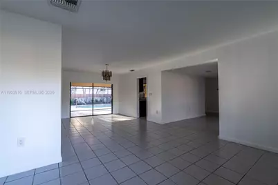 6371 Hutchinson Rd, Miami Lakes, FL 33014 - Photo 16