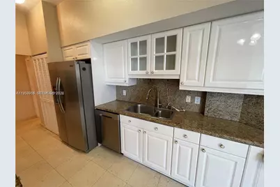 8925 Collins Ave #11D, Surfside, FL 33154 - Photo 4