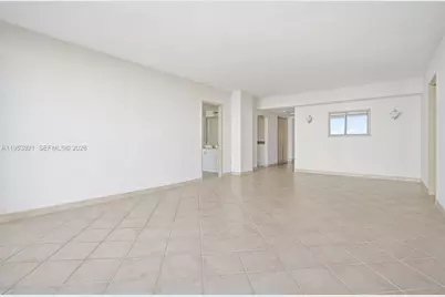 3731 N Country Club Dr #1421, Aventura, FL 33180 - Photo 6