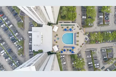 3731 N Country Club Dr #1421, Aventura, FL 33180 - Photo 24