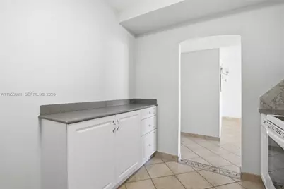 3731 N Country Club Dr #1421, Aventura, FL 33180 - Photo 12