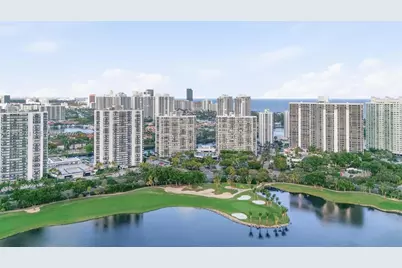 3731 N Country Club Dr #1421, Aventura, FL 33180 - Photo 36