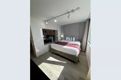 19201 Collins Ave #1004, Sunny Isles Beach, FL 33160 - Photo 2