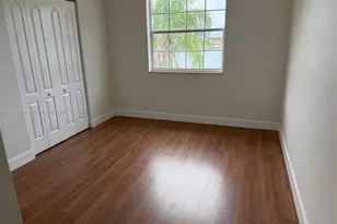 20030 NW 83rd Ct, Hialeah, FL 33015 - Photo 12