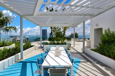 45 SW 9th St #1806, Miami, FL 33130 - Photo 28