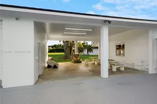 20000 SW 216th St, Miami, FL 33170 - Photo 6