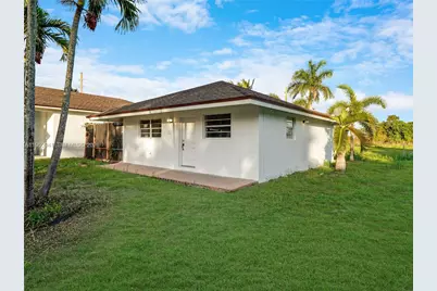 20000 SW 216th St, Miami, FL 33170 - Photo 10