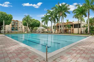 9340 Fontainebleau Blvd, Miami, FL 33172 - Photo 26