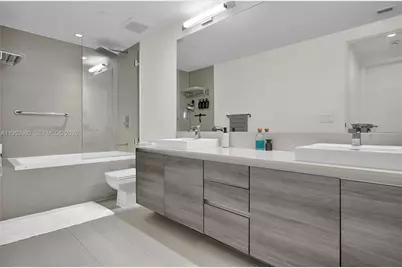 1080 Brickell Ave #1802, Miami, FL 33131 - Photo 12