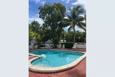 1075 93rd St #106, Bay Harbor Islands, FL 33154 - Photo 16