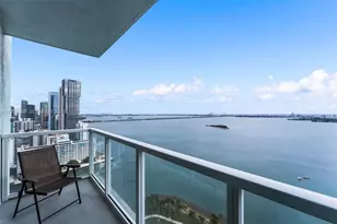 1900 N Bayshore Dr, Miami, FL 33132 - Photo 4