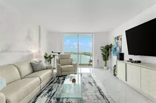 1900 N Bayshore Dr, Miami, FL 33132 - Photo 6