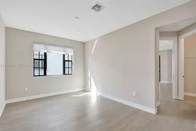 11353 SW 13th St, Pembroke Pines, FL 33025 - Photo 24