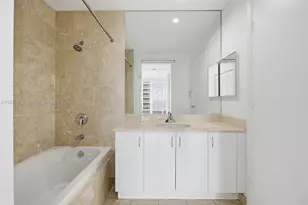 801 Brickell Key Blvd, Miami, FL 33131 - Photo 14