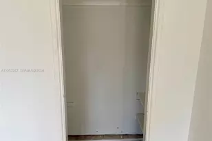 413 NW 63rd St, Miami, FL 33150 - Photo 36