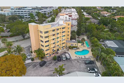 2400 NE 9th St #201, Fort Lauderdale, FL 33304 - Photo 14