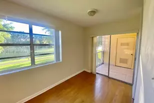 15285 SW 107th Ln, Miami, FL 33196 - Photo 8
