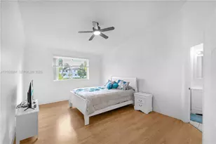 2218 SE 26th Ln, Homestead, FL 33035 - Photo 14