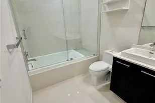 45 SW 9th St, Miami, FL 33130 - Photo 44