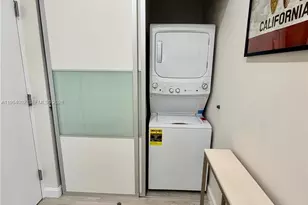 45 SW 9th St, Miami, FL 33130 - Photo 36