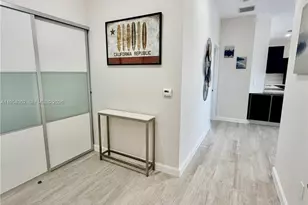 45 SW 9th St, Miami, FL 33130 - Photo 34