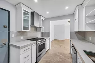 11 Island Ave, Miami Beach, FL 33139 - Photo 22