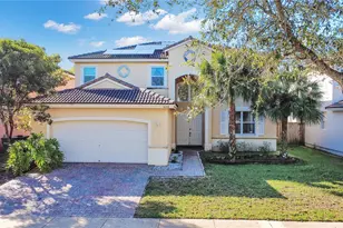 1604 SE 16th St, Homestead, FL 33035 - Photo 2