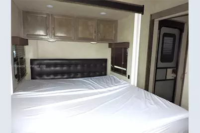 849 NW 12th St, Homestead, FL 33030 - Photo 12