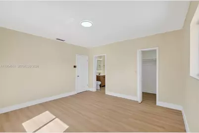 1721 S Treasure Dr, North Bay Village, FL 33141 - Photo 34