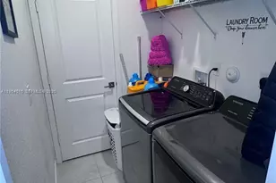 326 NE 5th Pl, Florida City, FL 33034 - Photo 12