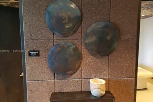 121 NE 34th St, Miami, FL 33137 - Photo 12