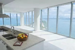 601 NE 36th St, Miami, FL 33137 - Photo 2