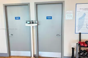 601 NE 36th St, Miami, FL 33137 - Photo 32