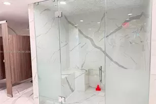 601 NE 36th St, Miami, FL 33137 - Photo 30