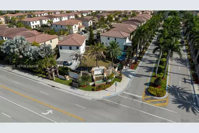 9860 NW 88th St, Doral, FL 33178 - Photo 38