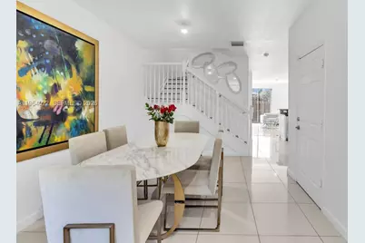 9860 NW 88th St, Doral, FL 33178 - Photo 4