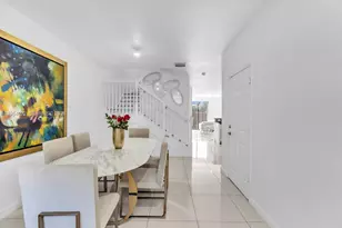 9860 NW 88th St, Doral, FL 33178 - Photo 4