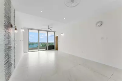 900 Biscayne Blvd #4202, Miami, FL 33132 - Photo 26