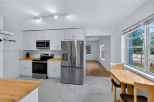 2399 SW 26th Ln, Miami, FL 33133 - Photo 4