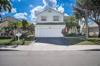 13930 Oak Ridge Dr, Davie, FL 33325 - Photo 1