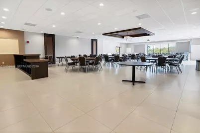 3675 N Country Club Dr #1102, Aventura, FL 33180 - Photo 32