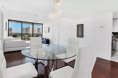 3675 N Country Club Dr #1102, Aventura, FL 33180 - Photo 8