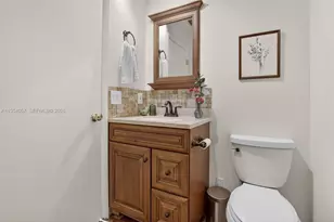 9375 NW 18th Ct, Plantation, FL 33322 - Photo 26