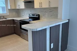 800 NW 44th Ave, Miami, FL 33126 - Photo 8