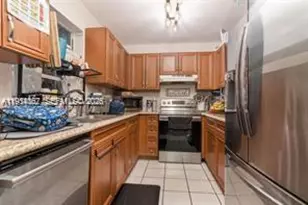 12152 SW 49th Ct, Cooper City, FL 33330 - Photo 6