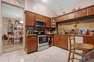 10356 Quito St, Cooper City, FL 33026 - Photo 6