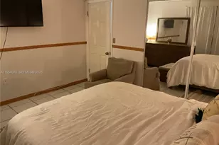 8758 SW 12th St, Miami, FL 33174 - Photo 18