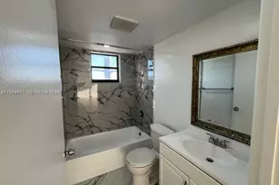 8075 NW 7th St, Miami, FL 33126 - Photo 8