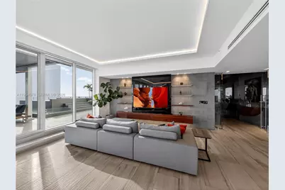 2020 N Bayshore Dr #PH-4104, Miami, FL 33137 - Photo 8