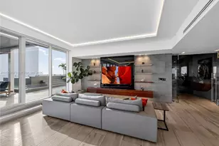 2020 N Bayshore Dr, Miami, FL 33137 - Photo 8